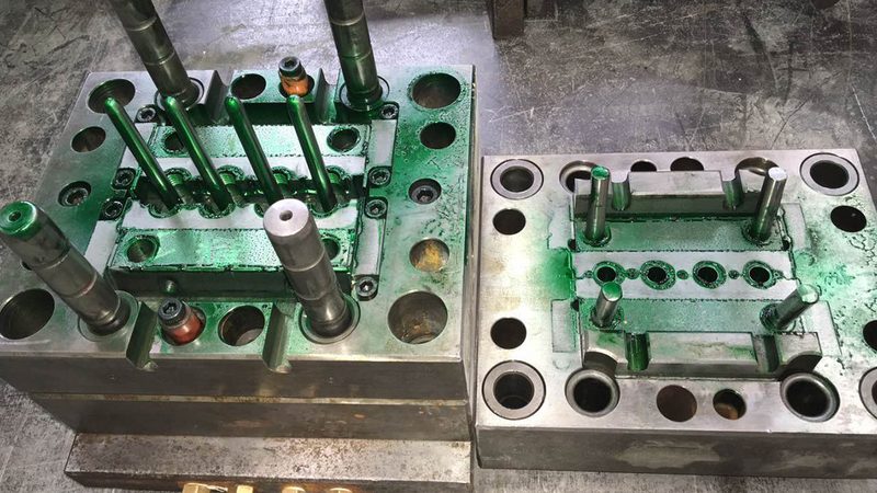 精密冲压模具定制成本：影响核算的关键因素深入解析